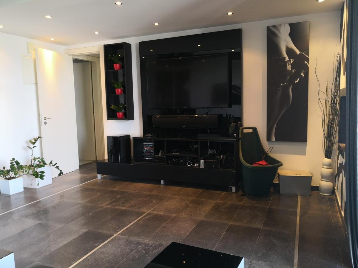Fine Designed Flat 302 Appartamento Larnaca Esterno foto